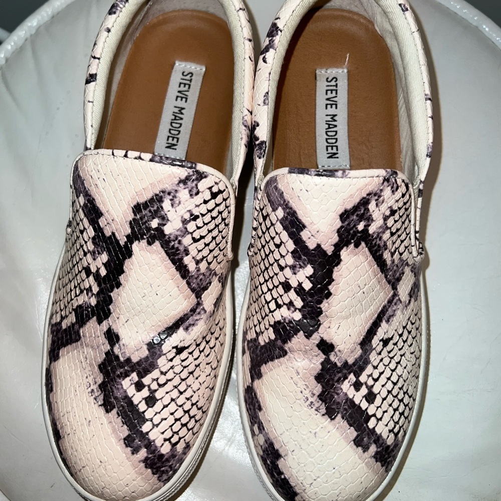 Steve Madden Fashion Slip-ons